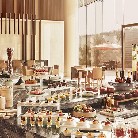 Taj Bangalore Devanahalli Exterior photo The buffet at the hotel