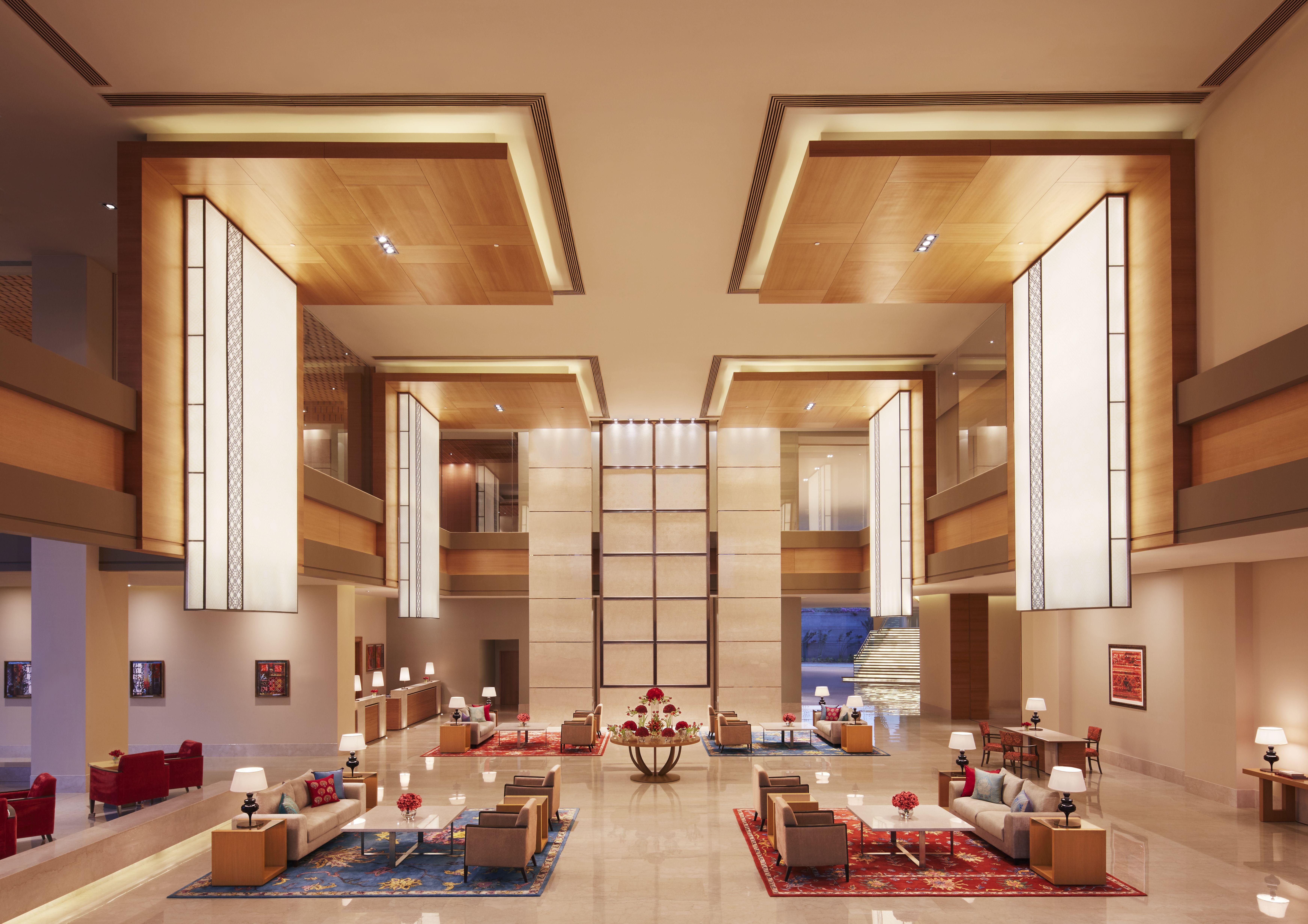 Taj Bangalore Devanahalli Exterior photo Lobby