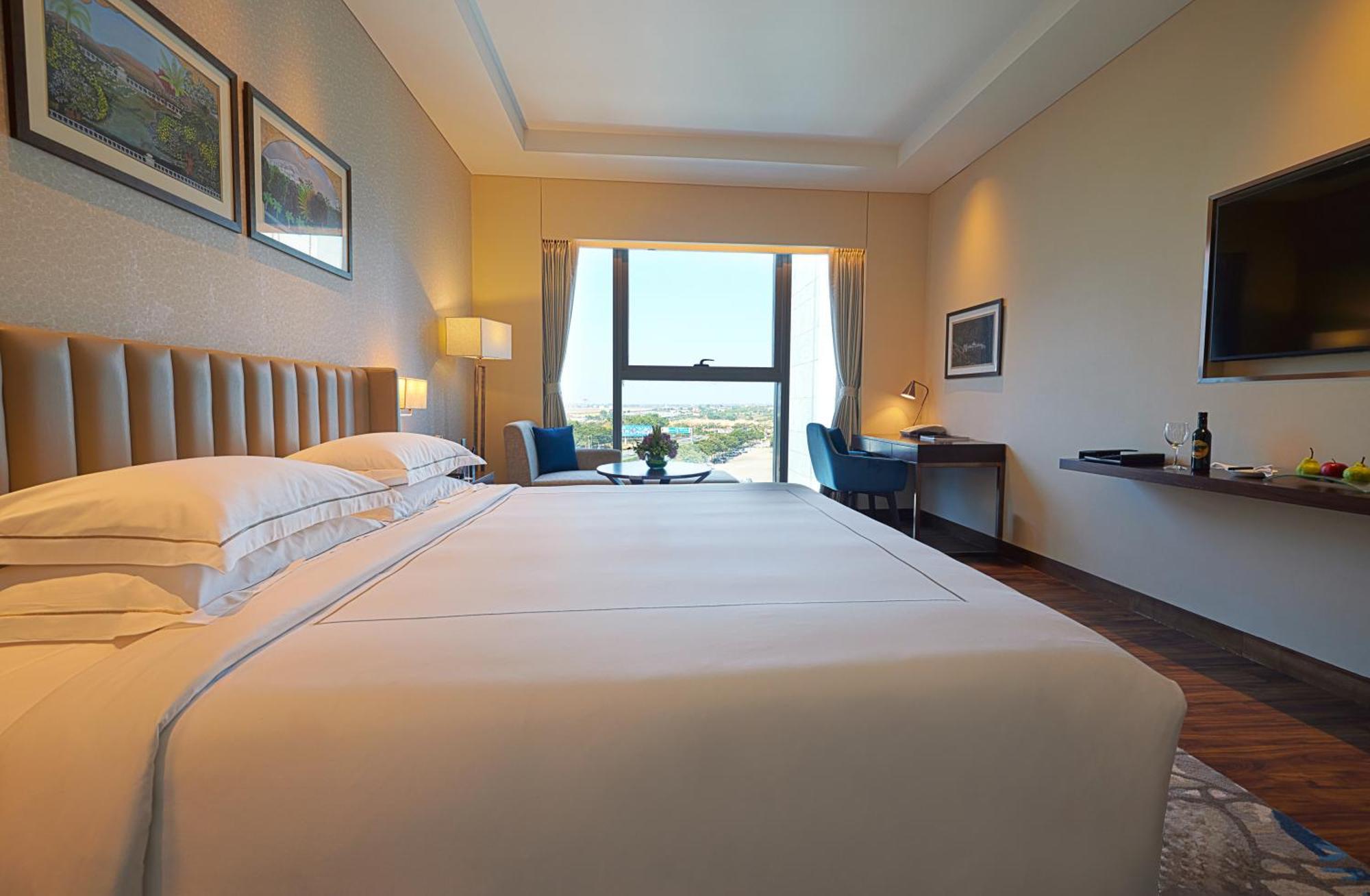 Taj Bangalore Devanahalli Exterior photo Deluxe Room